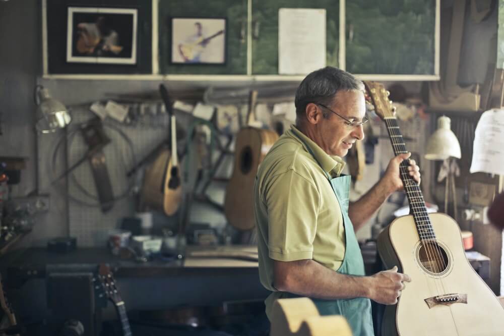 Guitar-maker-quality