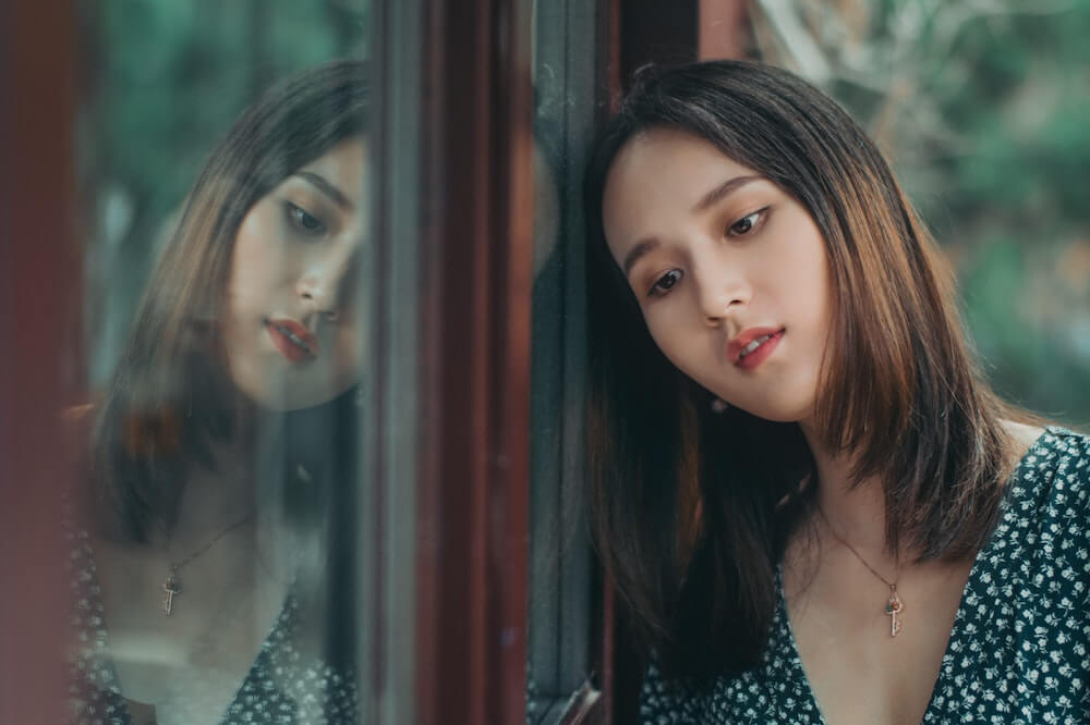 woman-deep-thoughts-zen-quotes