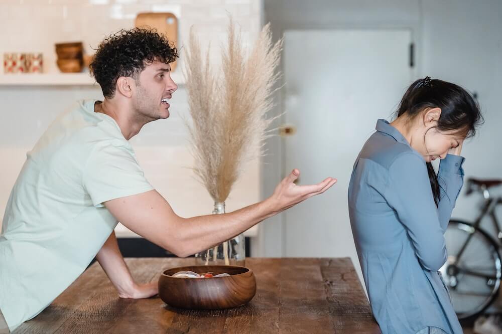Couple-heated-conversation-deal-breaker