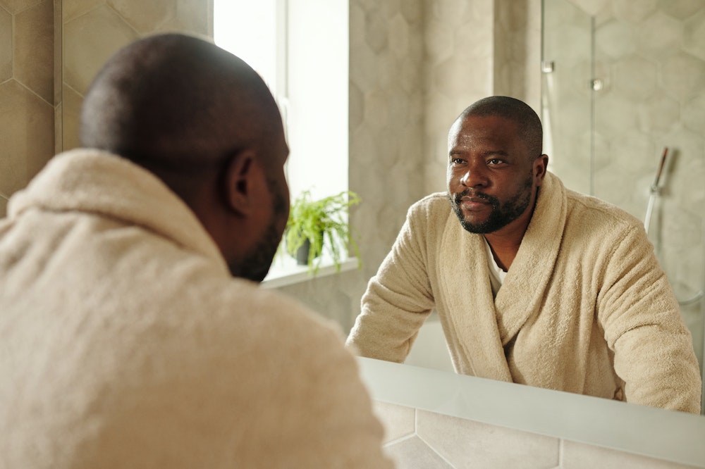 Man-Looking-at-Mirror-self-worth