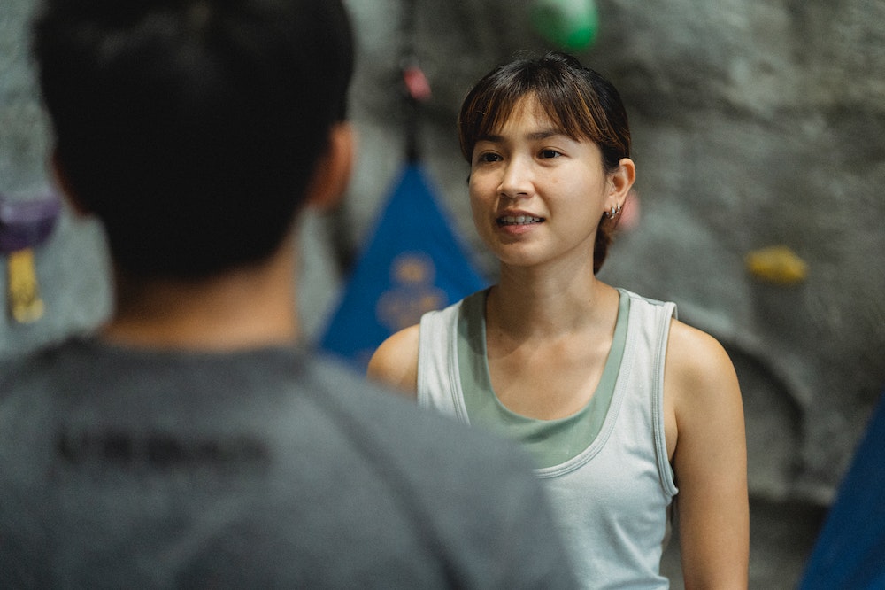 two-people-in-conversation-attraction