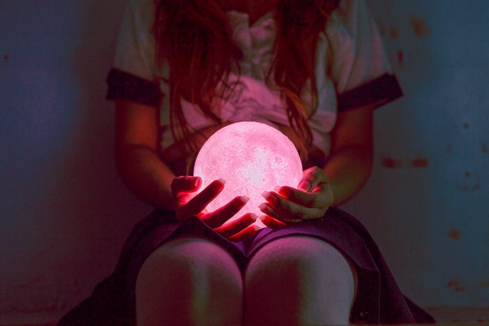 Holistic-health-girl-glowing-light
