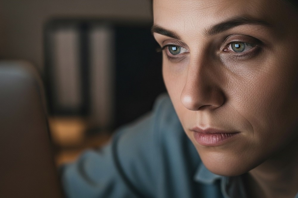 Tired-Woman-Looking-At-Screen