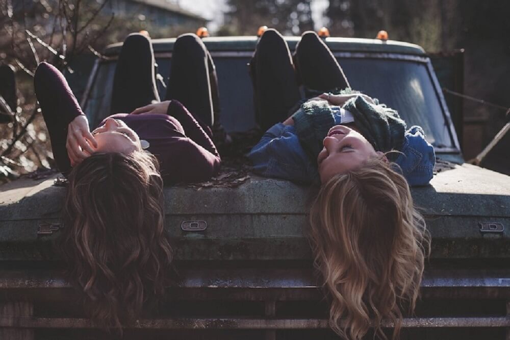 8 Useful Strategies On How To Be More Likeable 2 BFF-common-interest