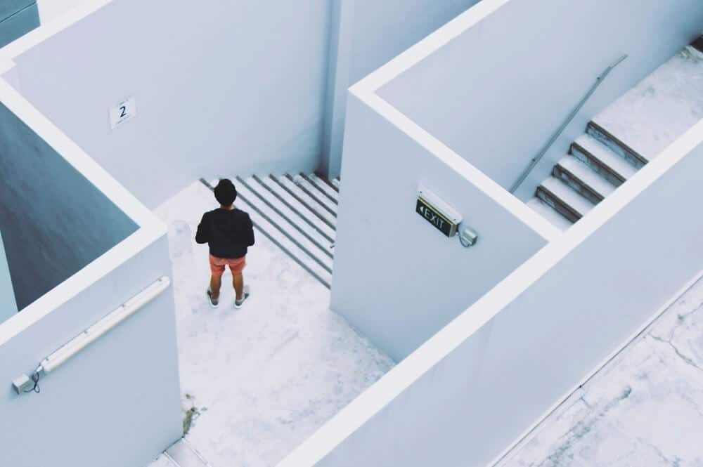 man-trapped-in-maze