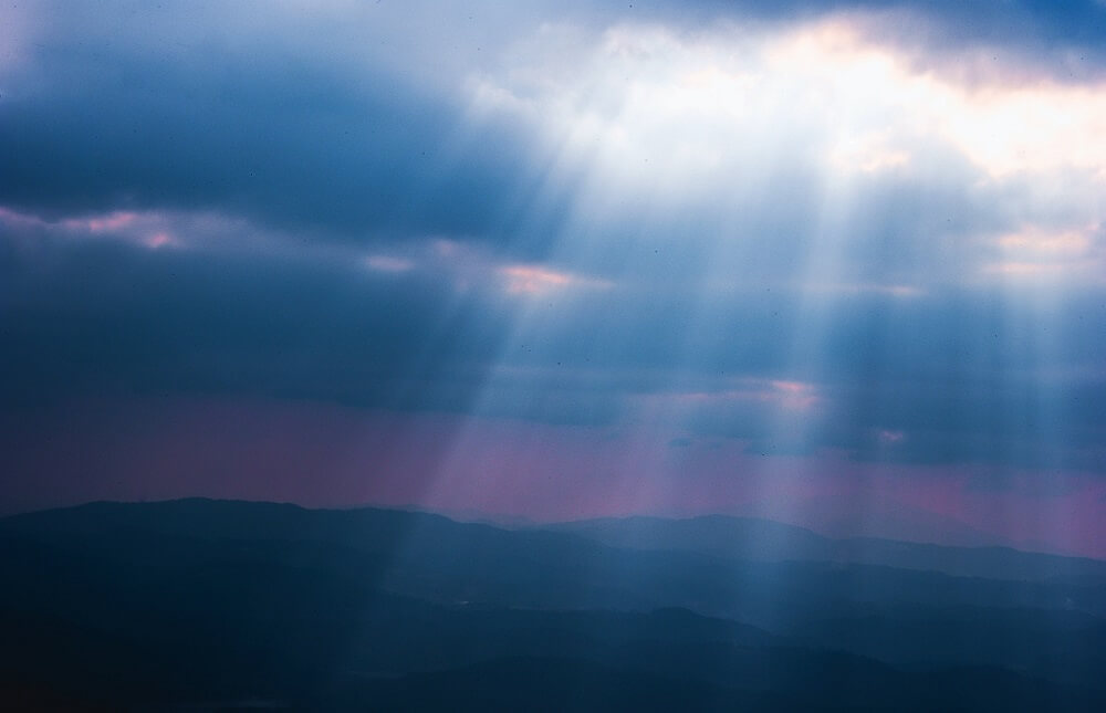Secrets-To-Build-Confidence-Healing-light