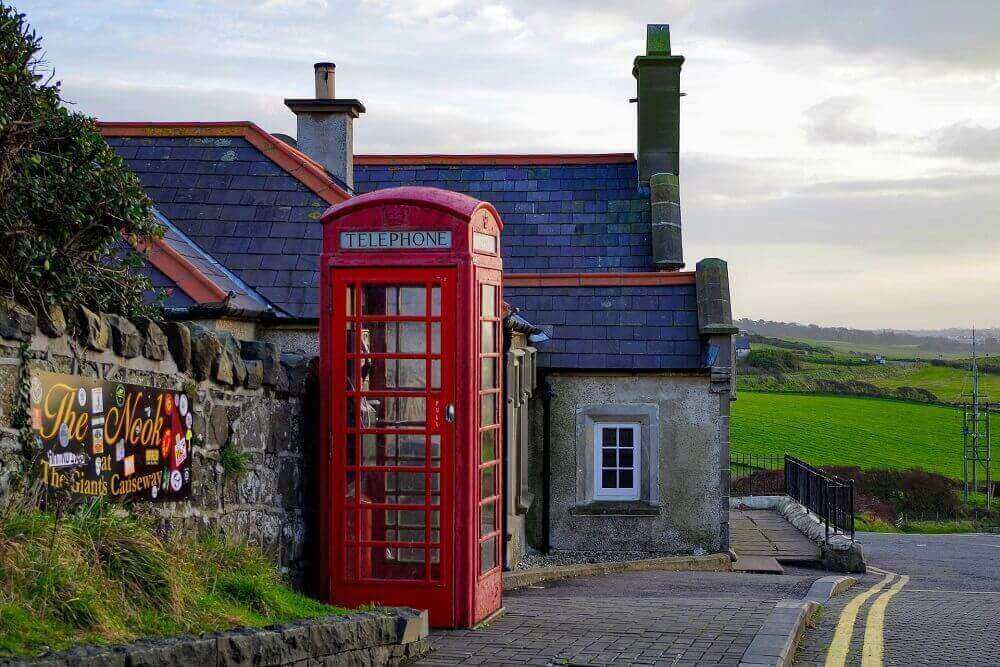 red-phone-booth