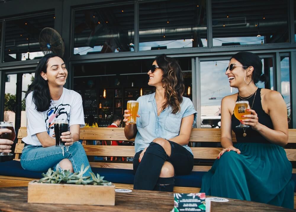 Friends-beer-seize-the-day