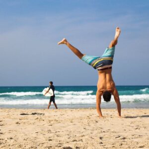 Man-handstand-free-your-mind