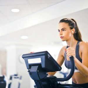 woman-training-in-the-gym